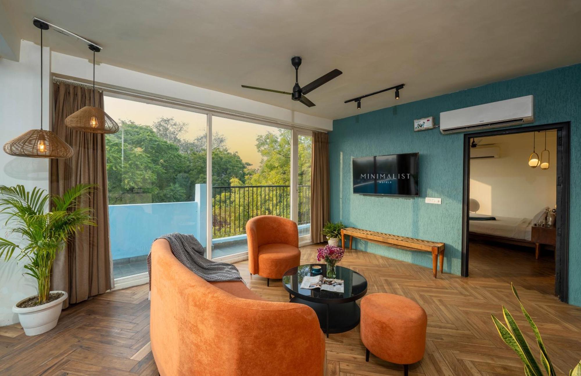 Minimalist Poshtel & Suites New Delhi Extérieur photo